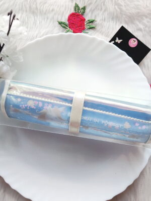 photo_6282646154948753539_y Holographic Unicorn Pouch