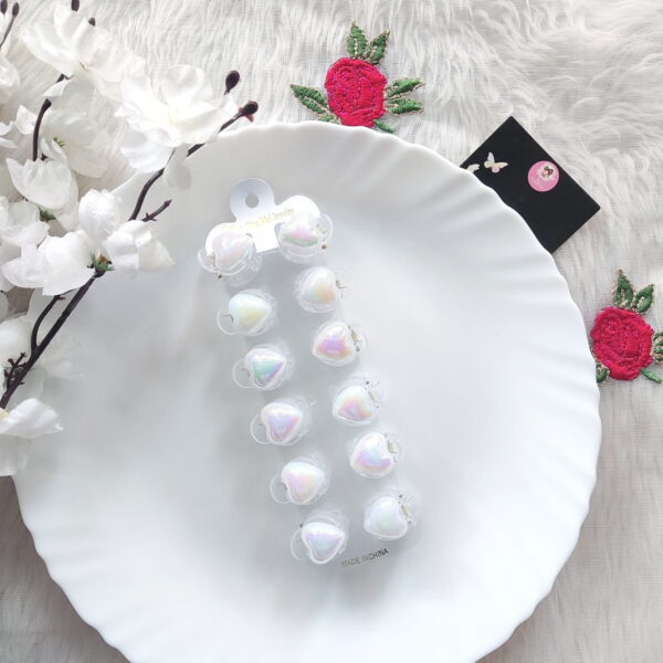 Premium Heart Pearl Claw