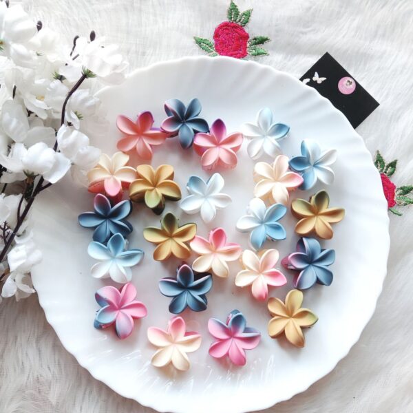 Matte Floral Clip