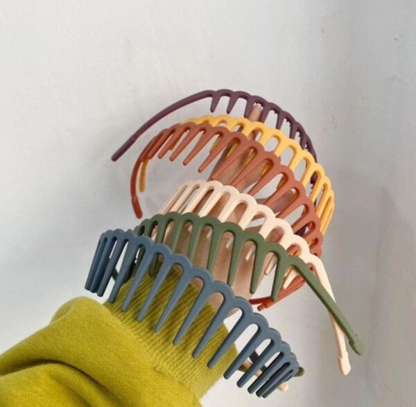 Matte Finish Elastic Heart Headband