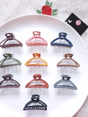 photo_6260048042786931131_y Matte Clutch