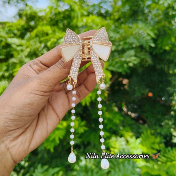 Trendy Bow Tassel Crystal Claw